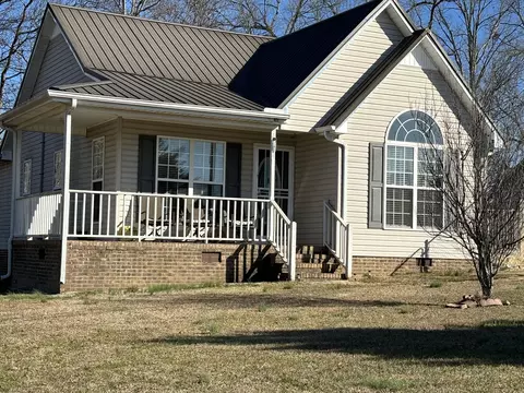 121 Saddleford Dr, Fayetteville, TN 37334