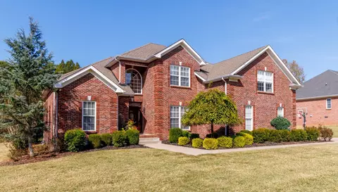 2003 Mossy Oak Cir, Clarksville, TN 37043
