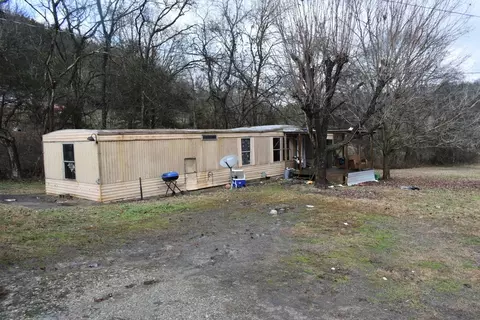 173 Hartsville Pike, Carthage, TN 37030