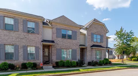 113 Savannah Ave, Pleasant View, TN 37146