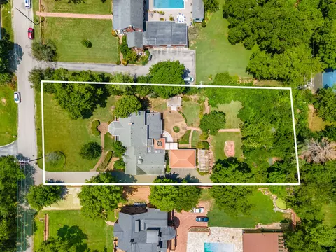 2104 Hampton Ave, Nashville, TN 37215
