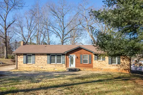 209 Morningside Dr, Clarksville, TN 37042