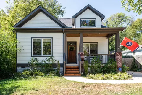 510 Village Ct, Nashville, TN 37206