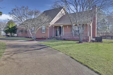 403 General Forrest Dr, Springfield, TN 37172 photo 1