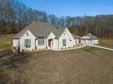 470 Scenic Cir, Pulaski, TN 38478