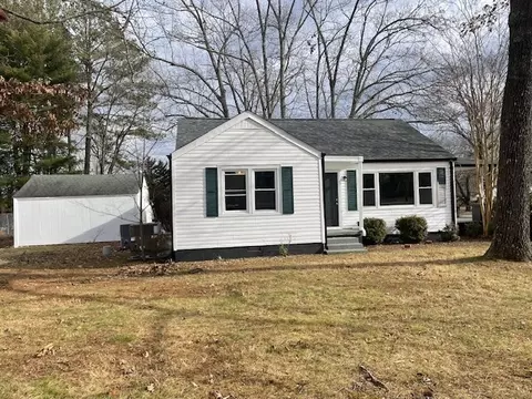 108 Sunset Dr, Tullahoma, TN 37388
