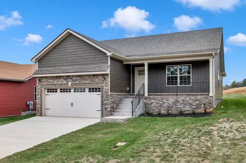 1257 Cardinal Creek Dr, Clarksville, TN 37040
