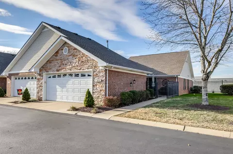 800 S Browns Ln #M4, Gallatin, TN 37066