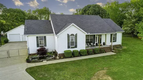 118 Inglewood Ct, Murfreesboro, TN 37127
