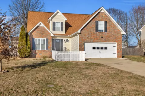 1029 Summerhaven Rd, Clarksville, TN 37042
