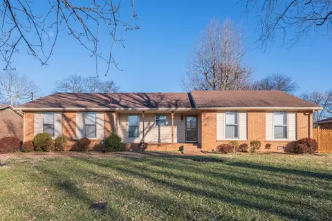 107 Dana Dr, Hendersonville, TN 37075
