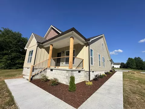 414 Hillwood Dr, Loretto, TN 38469