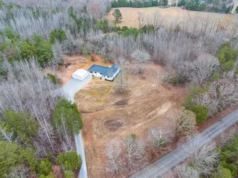 1545 Bobs Landing Rd, Bath Springs, TN 38311