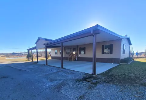 7805 Manchester Hwy, Morrison, TN 37357