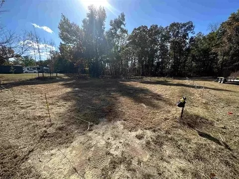2999 Liberty Rd, Scotts Hill, TN 38374