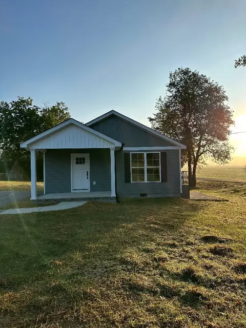 1295 Bethel Rd, Pulaski, TN 38478
