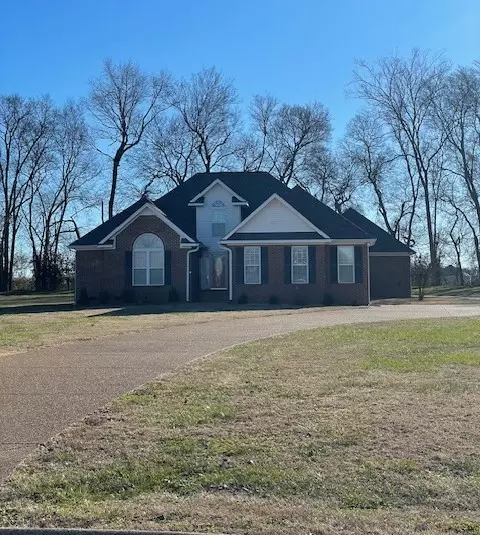 2376 Westgate Ct, Columbia, TN 38401