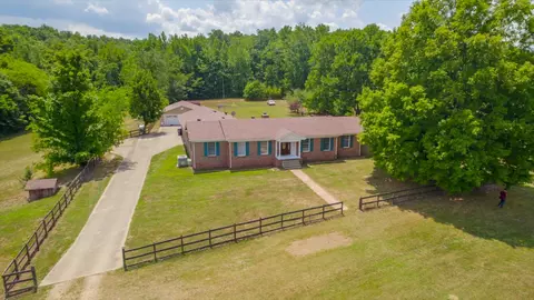 312 Bastin Rd, Hohenwald, TN 38462