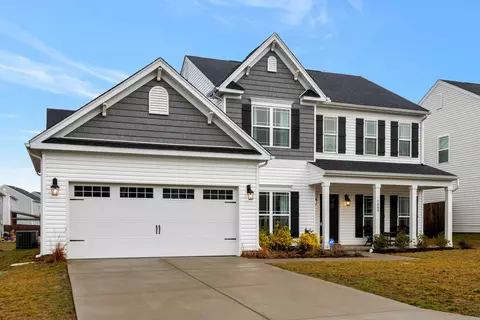 7989 Regiment Dr, Spring Hill, TN 37174