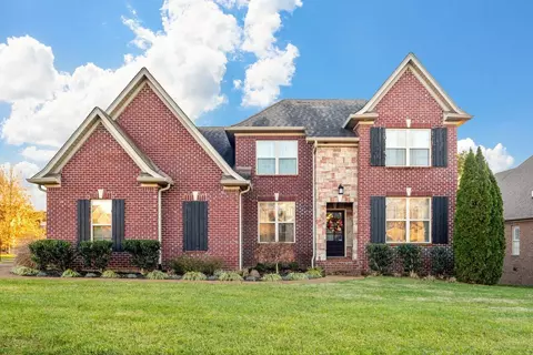 100 Sagamore Trce, Hendersonville, TN 37075
