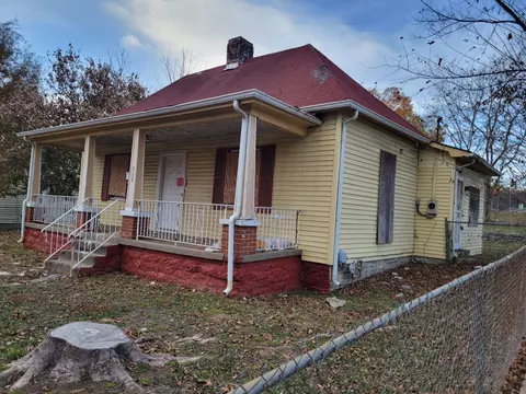 517 Campbell St W, Fayetteville, TN 37334
