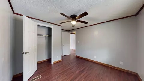 2876 Gate 3 Rd, Paris, TN 38242 photo 25