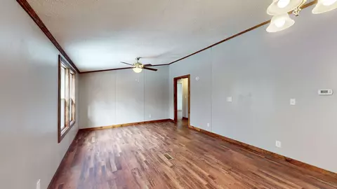 2876 Gate 3 Rd, Paris, TN 38242 photo 11