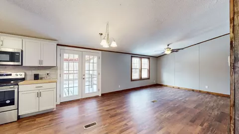 2876 Gate 3 Rd, Paris, TN 38242 photo 14