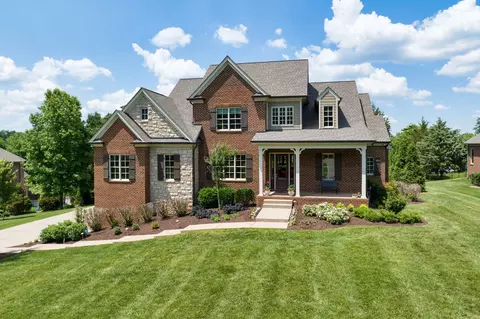 8221 Glover Dr, Brentwood, TN 37027