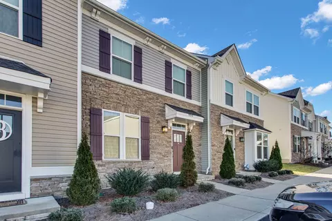 4316 Summercrest Blvd #904, Antioch, TN 37013