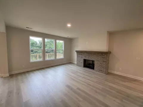 213 Phillips Bnd, Spring Hill, TN 37174 photo 7