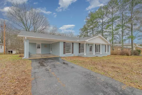 1508 Pleasant Grove Rd, Westmoreland, TN 37186