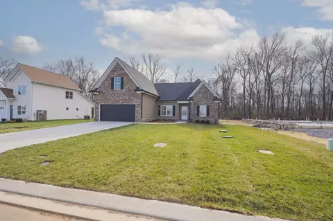 3105 Stonehorn Dr, Bell Buckle, TN 37020