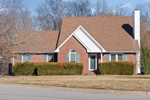 1381 W Rhett Butler Rd, Clarksville, TN 37042