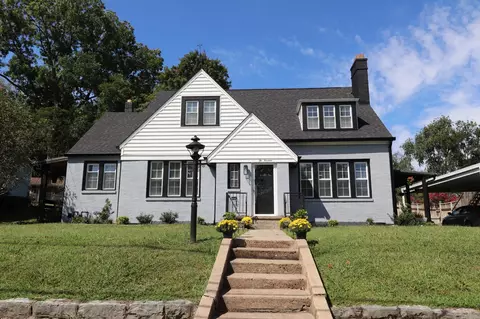 214 River St, Hartsville, TN 37074