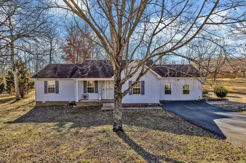 1002 Mikey Ct, Culleoka, TN 38451