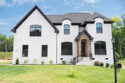 613 Hollow Wood Trl, Mount Juliet, TN 37122