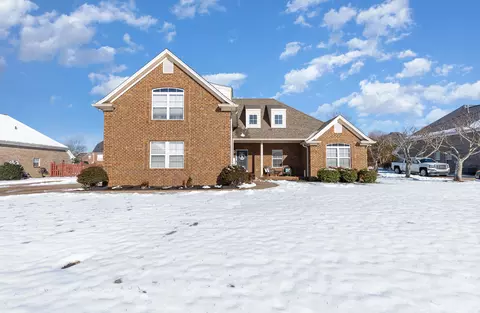 1032 Pittman Dr NE, Gallatin, TN 37066