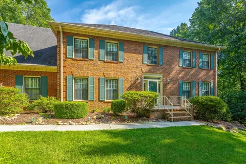 3 Highdown Ct, Signal Mountain, TN 37377