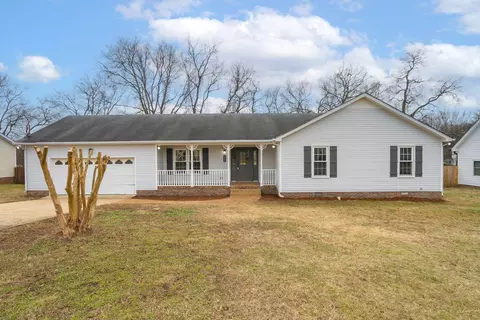 2005 Windsor Dr, Columbia, TN 38401