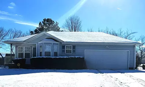 3226 N Senseney Cir, Clarksville, TN 37042