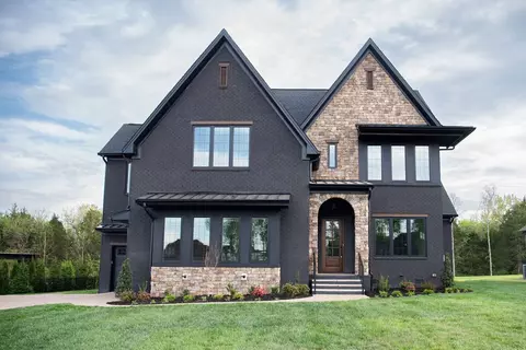 870 Harrisburg Ln, Mount Juliet, TN 37122