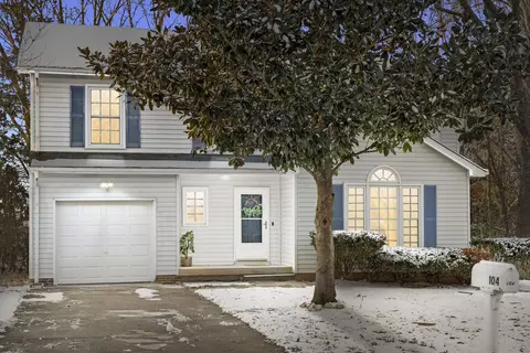 104 Iris Ct, Clarksville, TN 37042