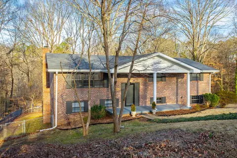 1014 Ravencrest Dr, Chattanooga, TN 37421