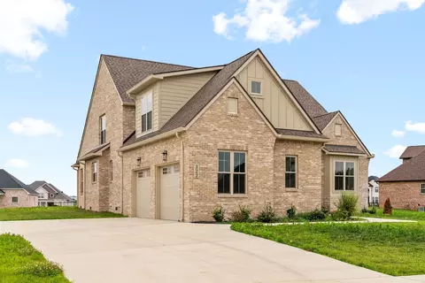 322 Clarabelle Ln, Clarksville, TN 37040