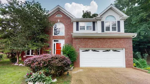 2217 S Ashford Ct, Nashville, TN 37214