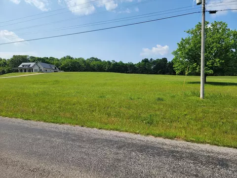 7 Scenic Cir, Pulaski, TN 38478