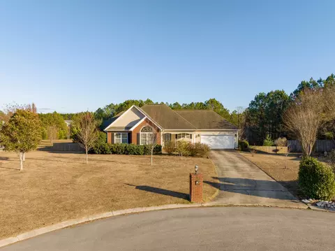 8 Maple Leaf Dr, Rock Spring, GA 30739