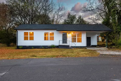 921 NW Gary St, Cleveland, TN 37311