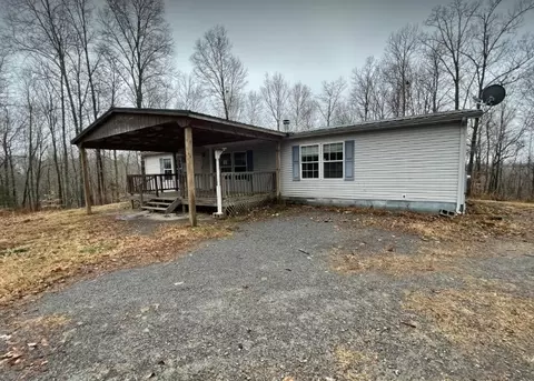 150 Hickory Ln, Gainesboro, TN 38562